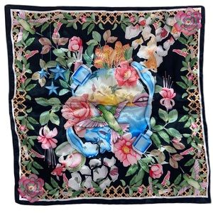 Limited Edition RARE Sephora x Wrappr Furoshiki Gift Wrap Scarf NWOT